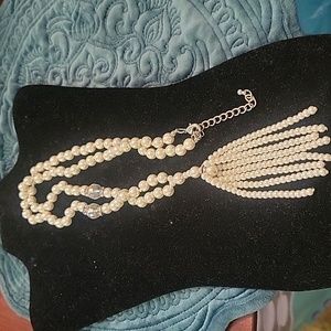 Vintage peals necklace